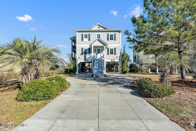 5106 E Yacht Drive, Oak Island, NC 28465