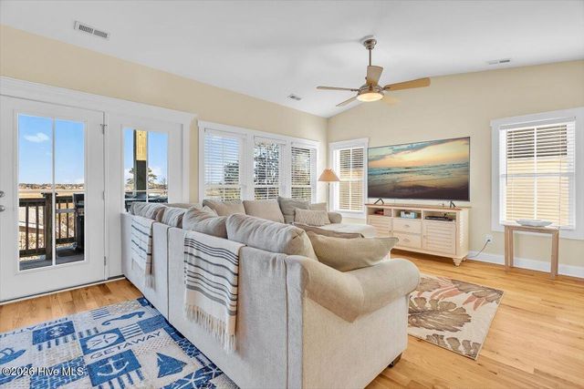 5106 E Yacht Drive, Oak Island, NC 28465