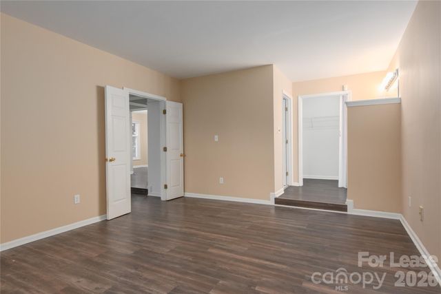 9205 Ravenwing Drive, Charlotte, NC 28262