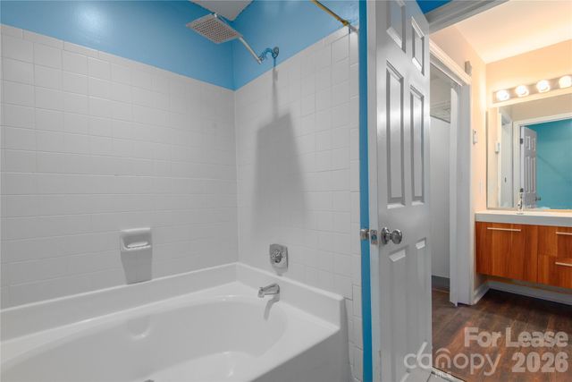 9205 Ravenwing Drive, Charlotte, NC 28262