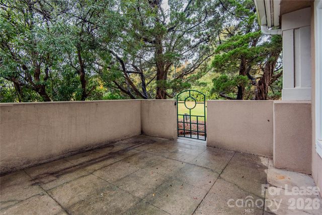 9205 Ravenwing Drive, Charlotte, NC 28262