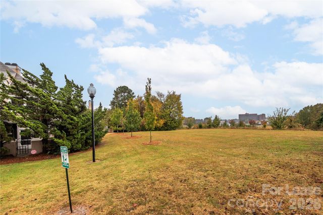 9205 Ravenwing Drive, Charlotte, NC 28262