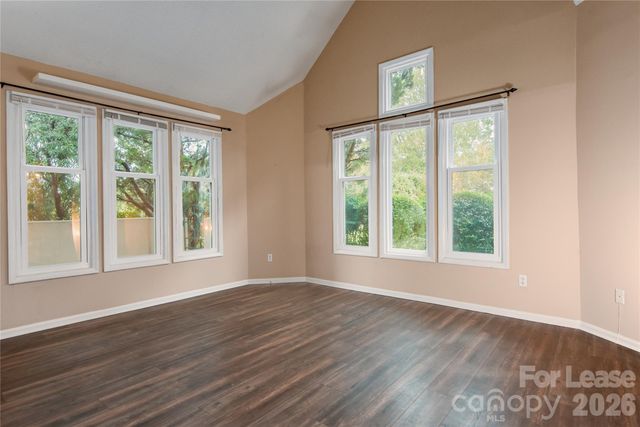 9205 Ravenwing Drive, Charlotte, NC 28262