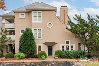 9205 Ravenwing Drive, Charlotte, NC 28262