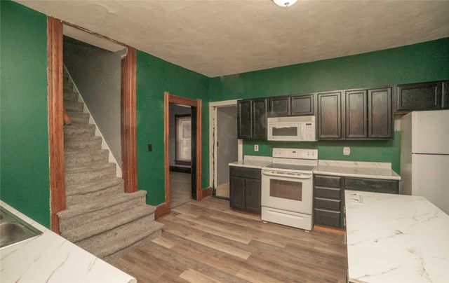 1841 Des Moines Street, Des Moines, IA 50316