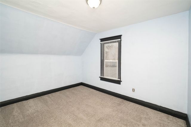 1841 Des Moines Street, Des Moines, IA 50316