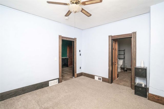 1841 Des Moines Street, Des Moines, IA 50316