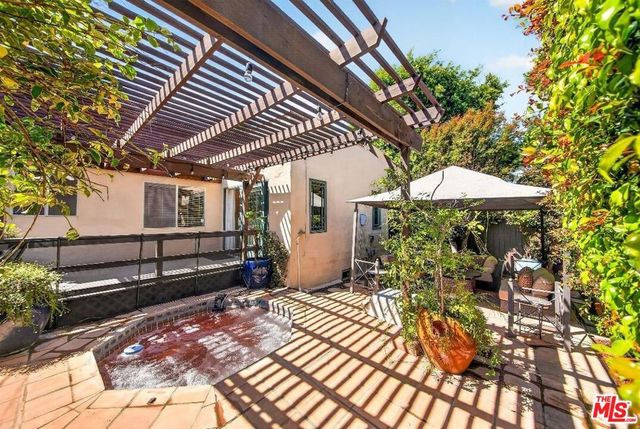 2940 Cardiff Avenue, Los Angeles, CA 90034