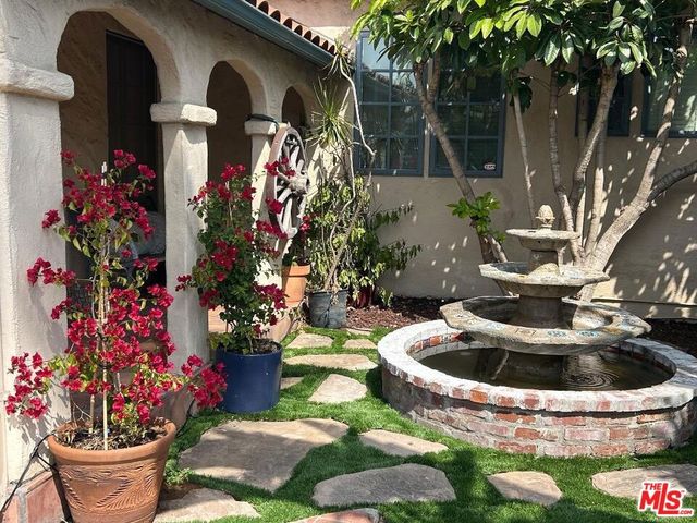 2940 Cardiff Avenue, Los Angeles, CA 90034