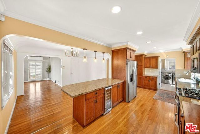 2940 Cardiff Avenue, Los Angeles, CA 90034