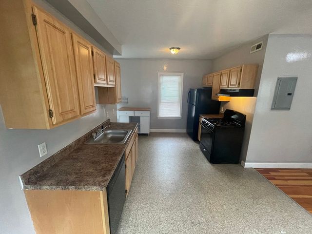 16-18 Brackett Street 2, Boston, MA 02135