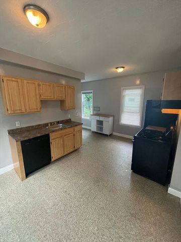 16-18 Brackett Street 2, Boston, MA 02135