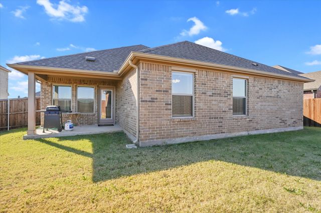 851 Rosebud Trail, Ferris, TX 75125