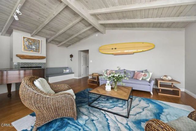 1248 Marthas Vineyard Court, Ventura, CA 93001