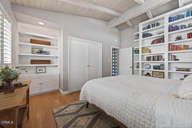 1248 Marthas Vineyard Court, Ventura, CA 93001