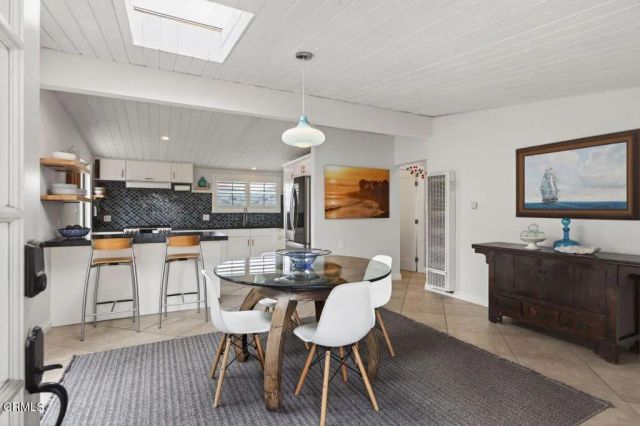 1248 Marthas Vineyard Court, Ventura, CA 93001