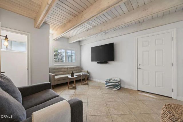 1248 Marthas Vineyard Court, Ventura, CA 93001