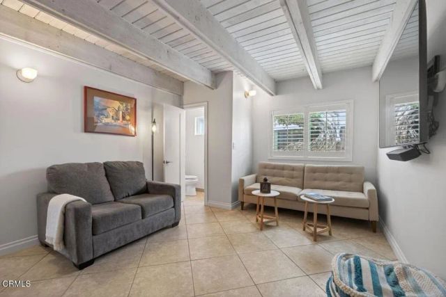 1248 Marthas Vineyard Court, Ventura, CA 93001