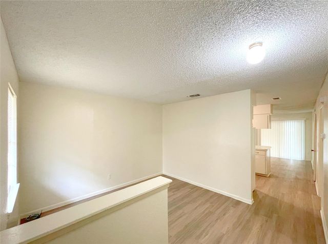 904 N Meadows DR D, Austin, TX 78758