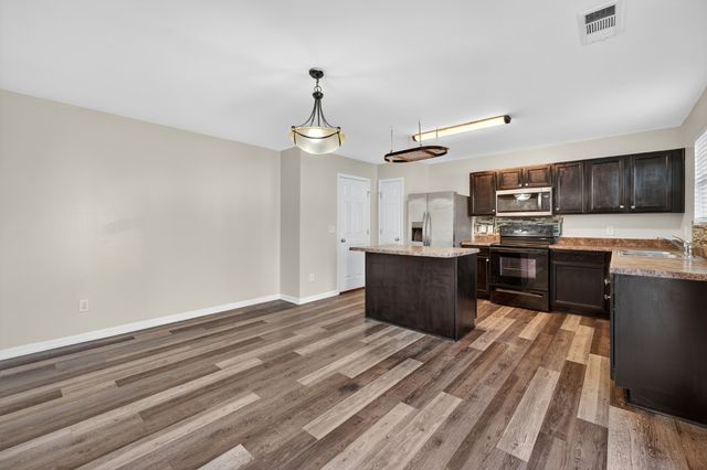 108 Suggs Dr, Lebanon, TN 37087