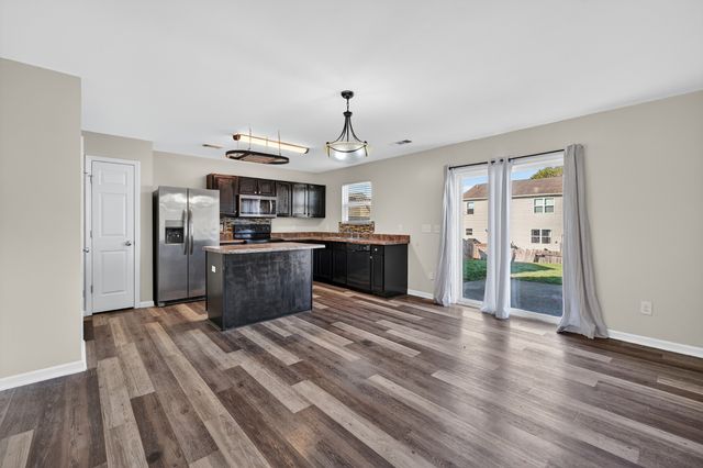 108 Suggs Dr, Lebanon, TN 37087