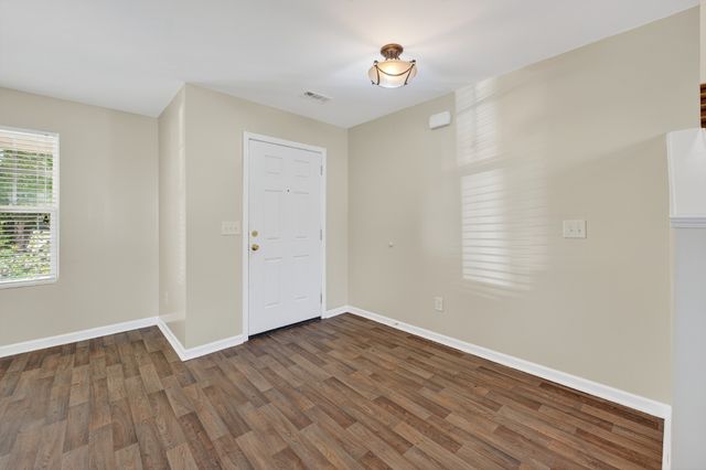 108 Suggs Dr, Lebanon, TN 37087