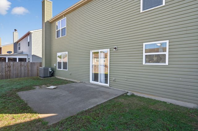 108 Suggs Dr, Lebanon, TN 37087