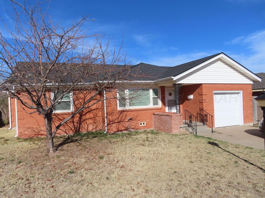135 N ROSEMONT Street, Amarillo, TX 79106