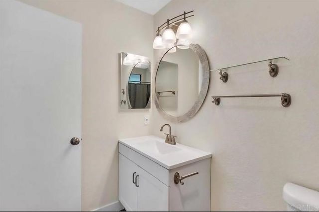 11961 Sapota Dr, Lakeside, CA 92040