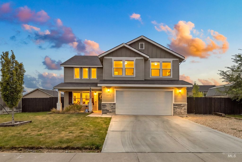 695 SW Foley, Mountain Home, ID 83647 photo 1