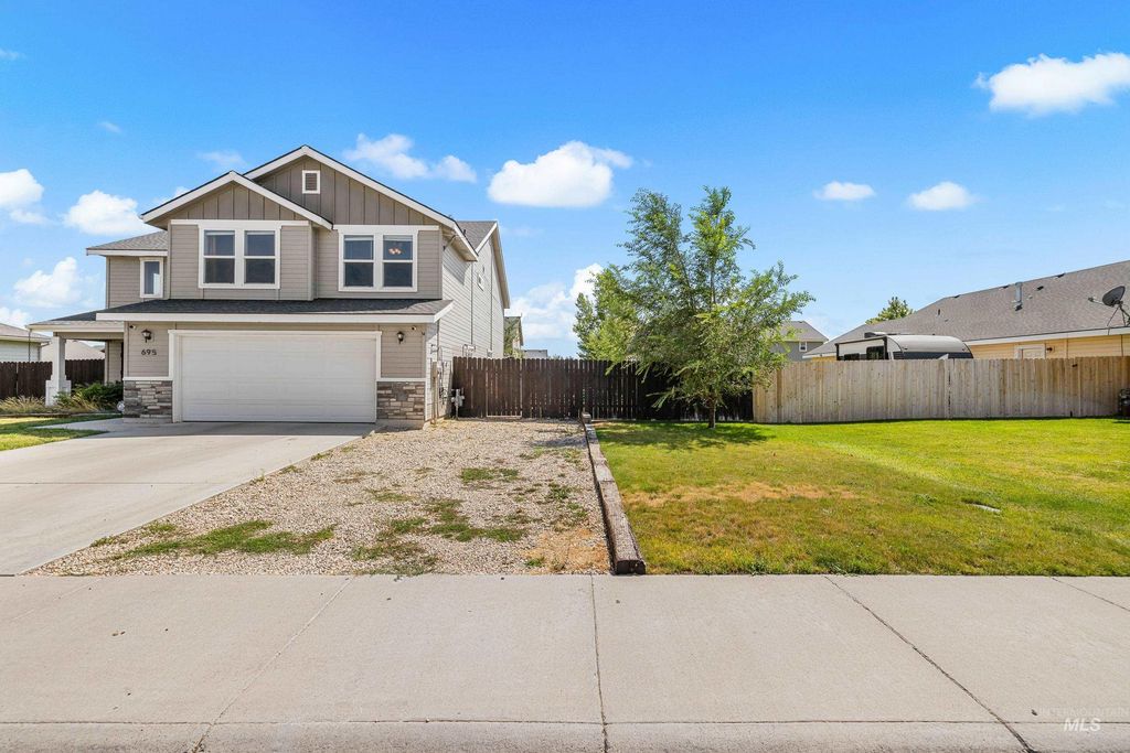 695 SW Foley, Mountain Home, ID 83647 photo 3