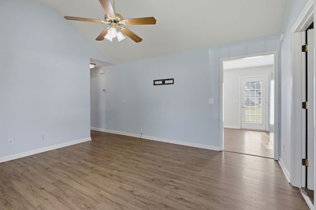 708 Eaglesham Dr, Christiana, TN 37037