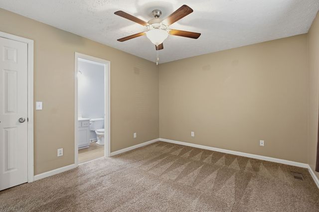 708 Eaglesham Dr, Christiana, TN 37037