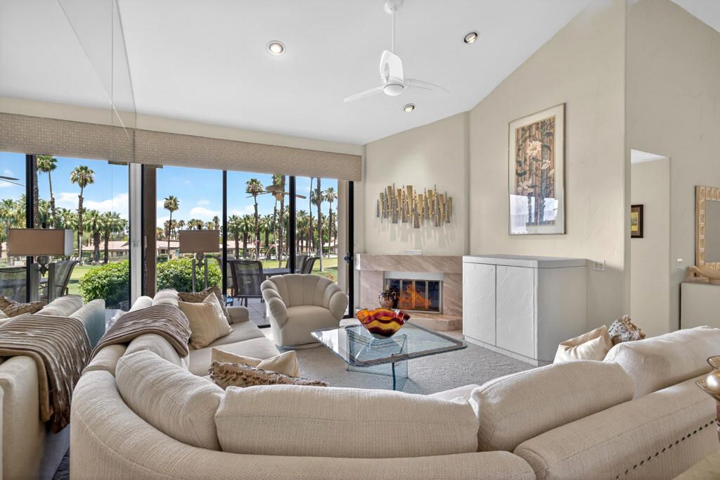 Image 7 of property listing at 39228 Gladiolus Lane, Palm Desert, CA 92211