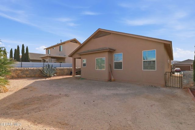 13135 Kestrel Avenue, El Paso, TX 79928
