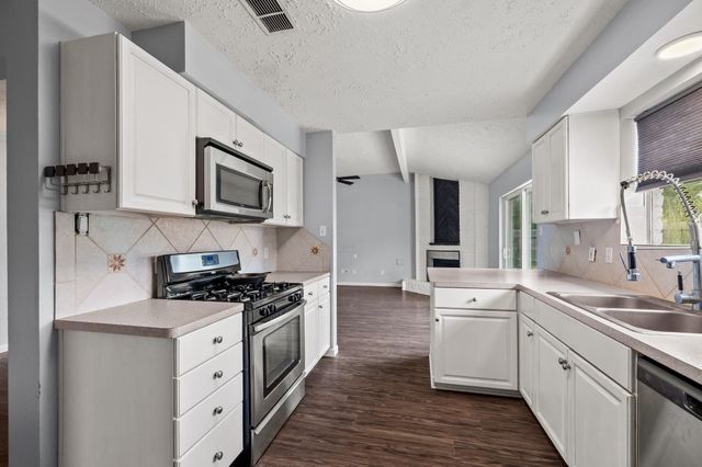 403 Buoy Road, Houston, TX 77598