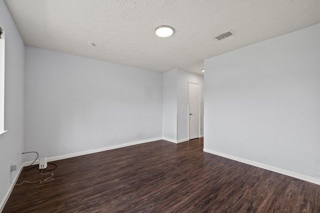 403 Buoy Road, Houston, TX 77598