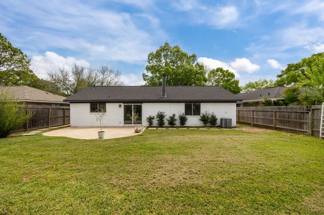 403 Buoy Road, Houston, TX 77598