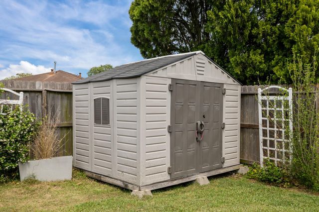 403 Buoy Road, Houston, TX 77598