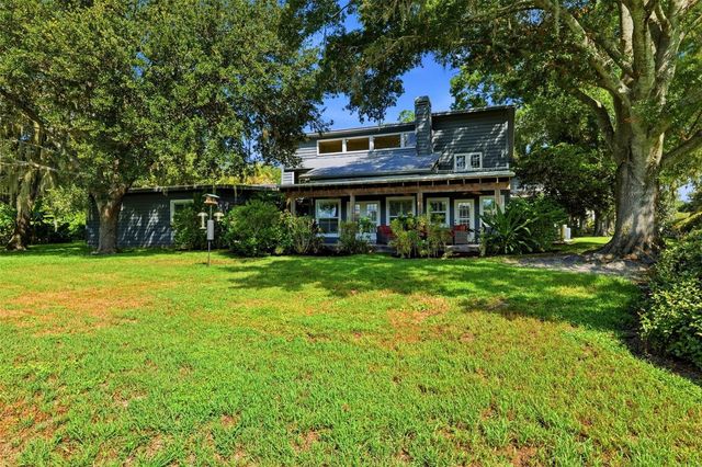 708 WARREN ROAD, Lutz, FL 33548
