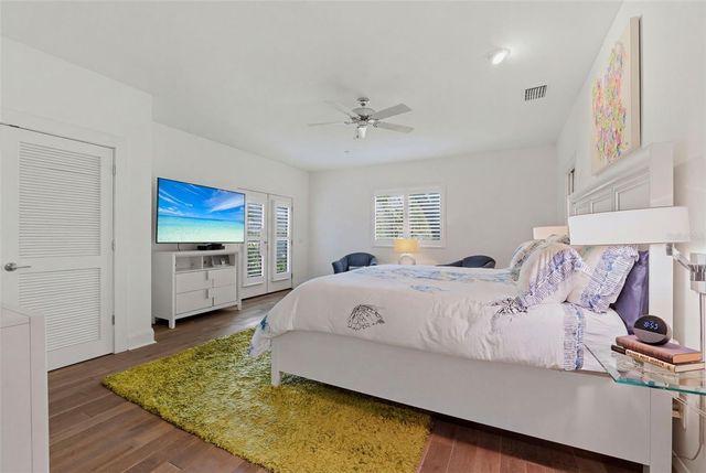 708 WARREN ROAD, Lutz, FL 33548