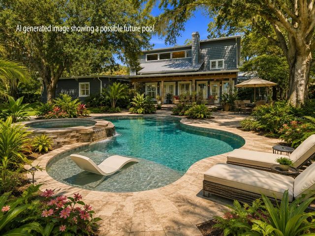 708 WARREN ROAD, Lutz, FL 33548