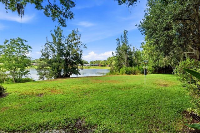 708 WARREN ROAD, Lutz, FL 33548