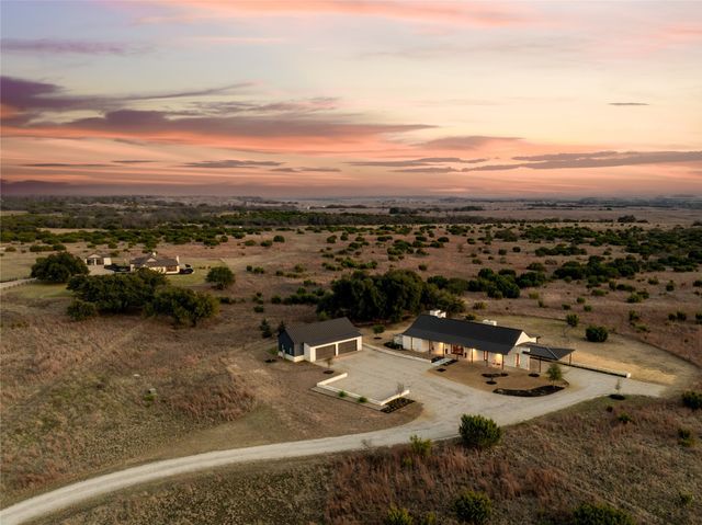 1231 PR 21, Glen Rose, TX 76690