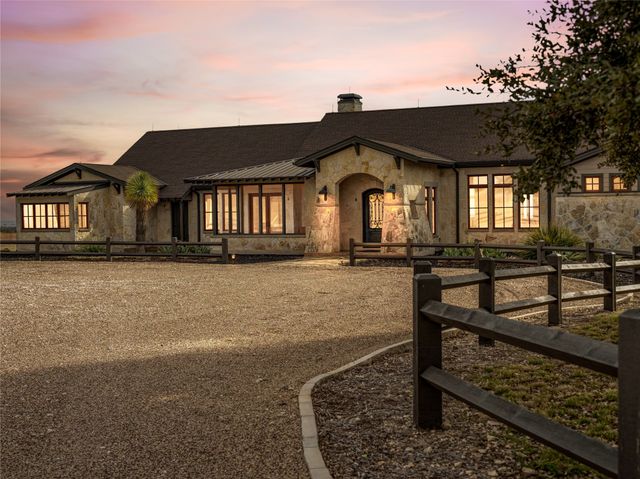 1231 PR 21, Glen Rose, TX 76690