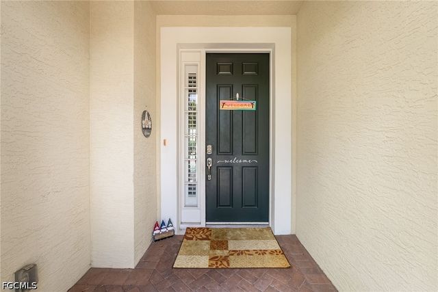 2489 Sutherland CT, Cape Coral, FL 33991