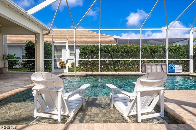 2489 Sutherland CT, Cape Coral, FL 33991