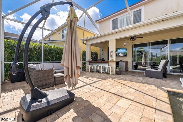 2489 Sutherland CT, Cape Coral, FL 33991
