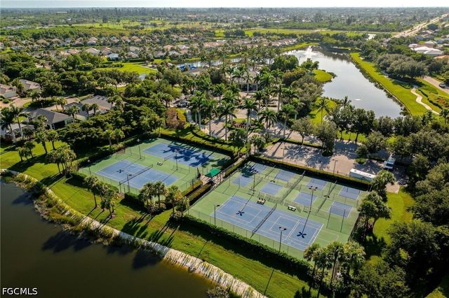 2489 Sutherland CT, Cape Coral, FL 33991