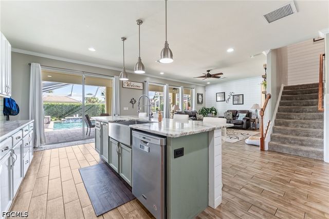 2489 Sutherland CT, Cape Coral, FL 33991
